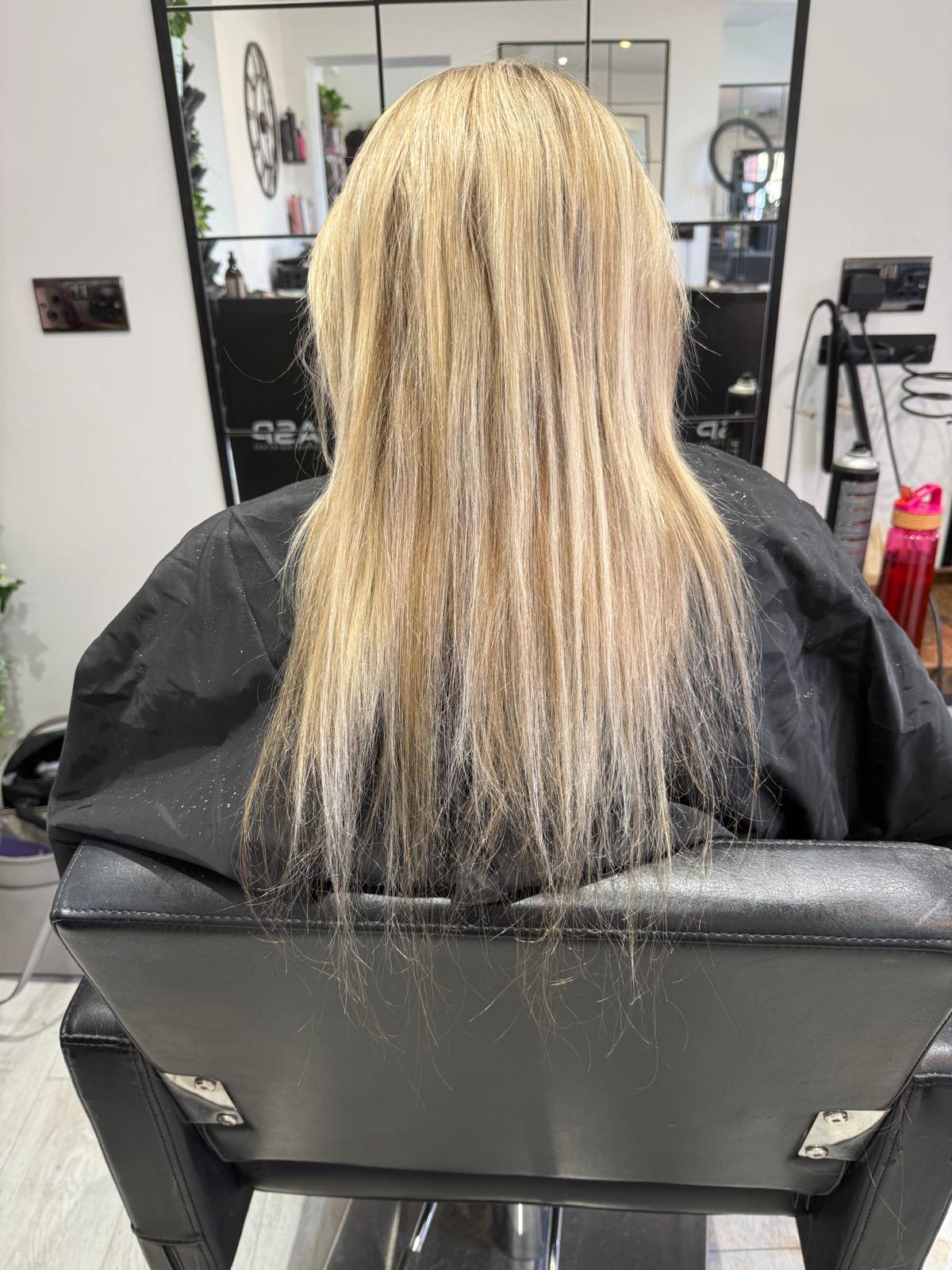 Before photo of straight blonde hair before a Rebecca Jane Hair appointment